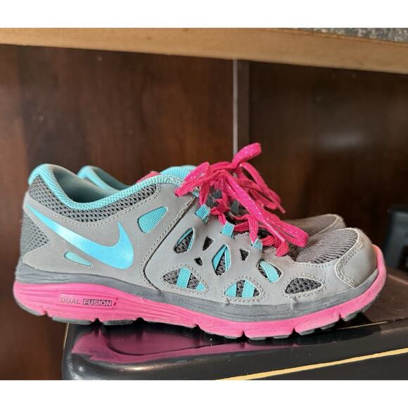 Nike Dual Fusion Run 2 Y5.5 Women’s 7 EU 38 Running Shoes Gray/Blue Hiking - Picture 2 of 7